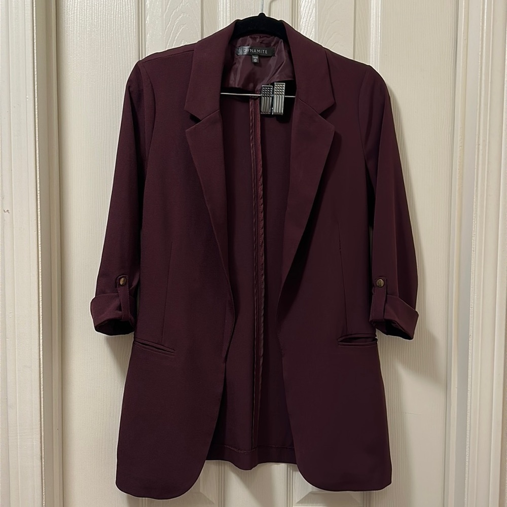 Dynamite Burgundy Quarter Sleeve Blazer